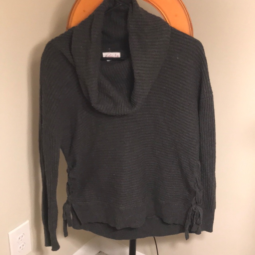 Olive green scoop neck turtle neck